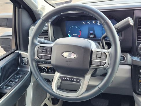 Used 2024 Ford F250 Limited w/ FX4 Off-Road Package AWD/4WD image 12