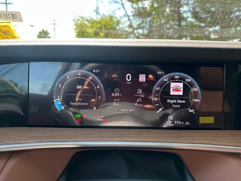 New 2026 Volkswagen Tiguan SEL R-Line AWD/4WD image 13