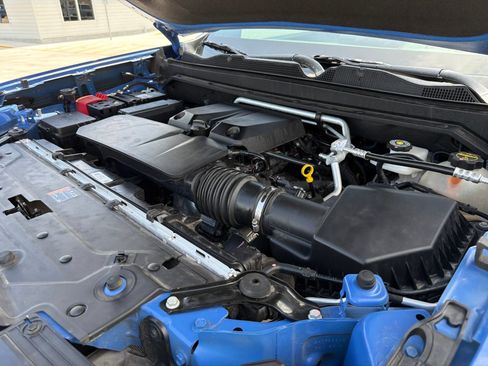 Used 2025 GMC Canyon Elevation RWD image 35