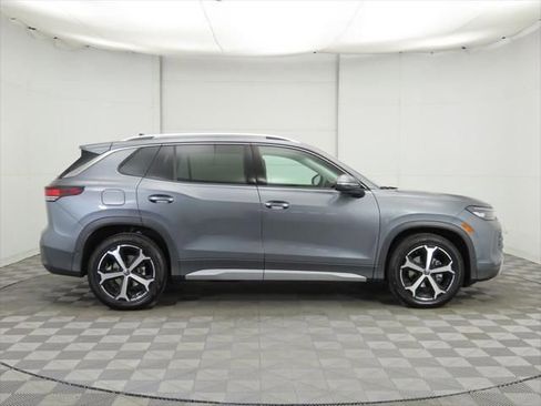 New 2026 Volkswagen Tiguan SE image 4