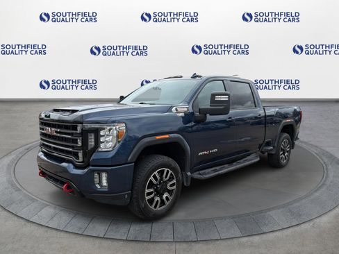 Used 2020 GMC Sierra 2500 AT4 image 2
