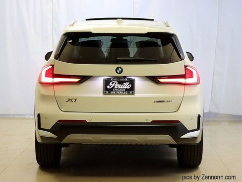 Used 2025 BMW X1 xDrive28i w/ Premium Package image 7