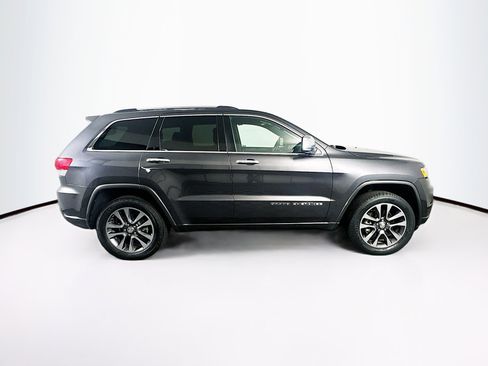 Used 2017 Jeep Grand Cherokee Overland AWD/4WD image 10