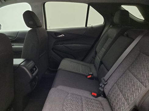 Used 2022 Chevrolet Equinox LT image 18