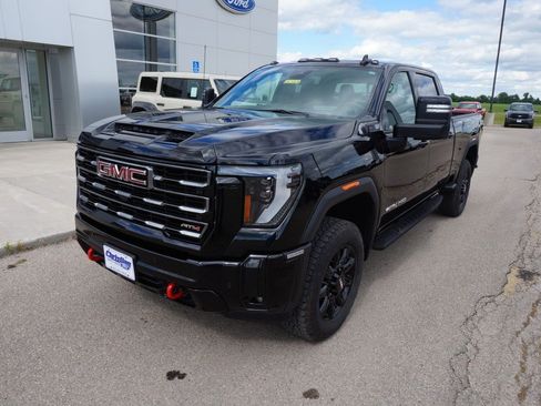 Used 2026 GMC Sierra 3500 AT4 w/ AT4 Premium Plus Package AWD/4WD image 7