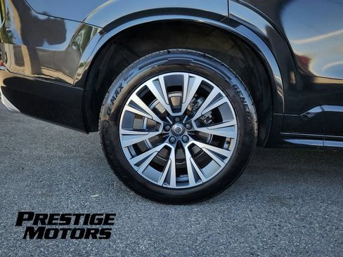 Used 2020 Volvo XC90 T6 Momentum AWD/4WD image 9