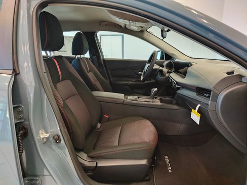New 2026 Nissan Sentra SR FWD image 16