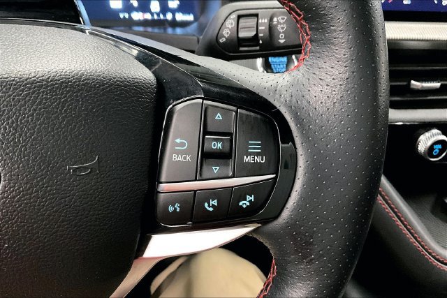 Used 2025 Ford Explorer ST-Line w/ ST-Line Street Pack AWD/4WD image 27
