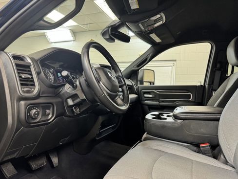 Used 2024 RAM 2500 Big Horn w/ Bed Utility Group image 13