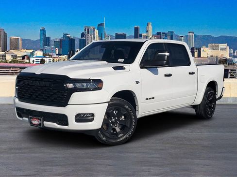 New 2026 RAM 1500 4x4 Crew Cab image 2