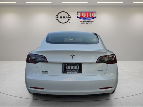 Used 2022 Tesla Model 3 Long Range AWD/4WD image 3