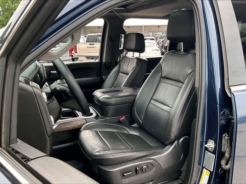 Used 2021 GMC Sierra 3500 Denali w/ Denali Ultimate Package AWD/4WD image 7