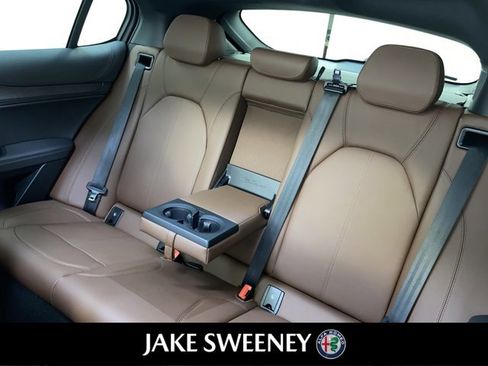 Used 2023 Alfa Romeo Stelvio Ti image 13