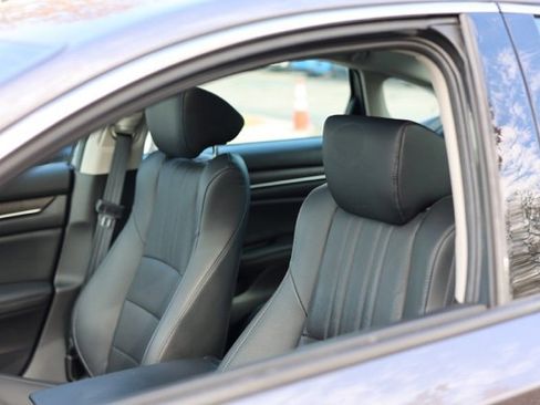 Certified 2021 Honda Accord EX-L image 15