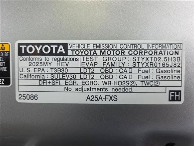 Certified 2025 Toyota RAV4 XSE w/ Weather Package AWD/4WD image 22