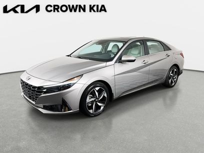 Used 2023 Hyundai Elantra Limited