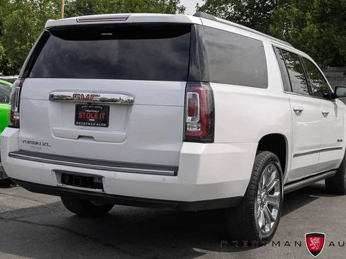 Used 2016 GMC Yukon XL Denali w/ Open Road Package AWD/4WD image 25