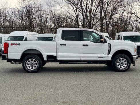 Used 2024 Ford F250 XLT w/ FX4 Off-Road Package image 2