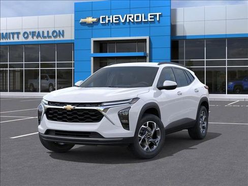 New 2026 Chevrolet Trax LT w/ Driver Confidence Package image 6