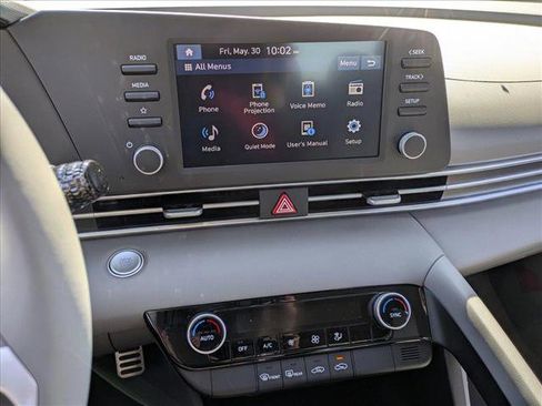 New 2025 Hyundai Elantra Sport image 12