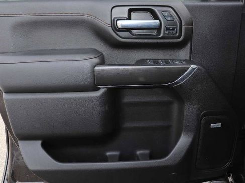 Used 2021 GMC Sierra 3500 AT4 w/ AT4 Premium Plus Package image 17