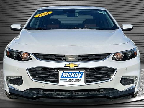 Used 2016 Chevrolet Malibu Premier w/ Driver Confidence Package II image 2