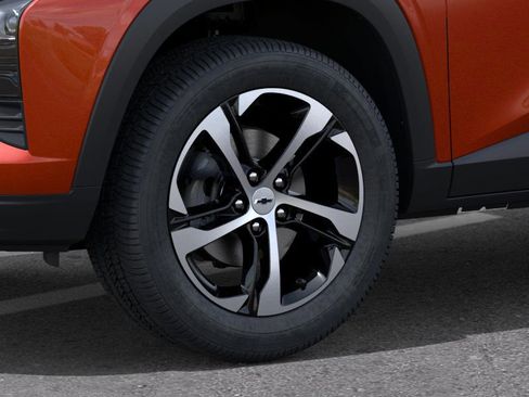 Used 2024 Chevrolet Trax RS w/ Driver Confidence Package image 33