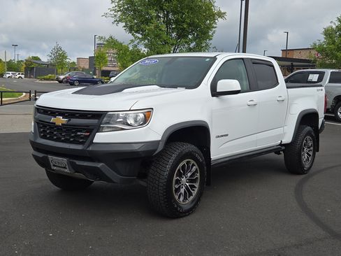 Used 2018 Chevrolet Colorado ZR2 AWD/4WD image 2