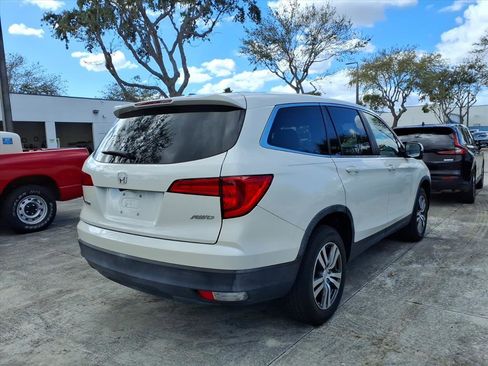 Used 2017 Honda Pilot EX-L image 10