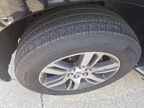 Certified 2023 Ford Expedition Limited RWD image 2