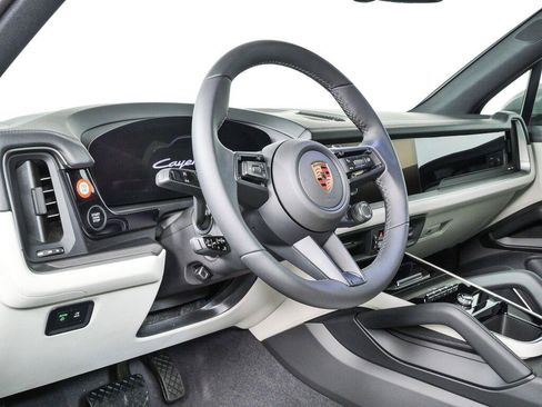 New 2026 Porsche Cayenne AWD/4WD image 4
