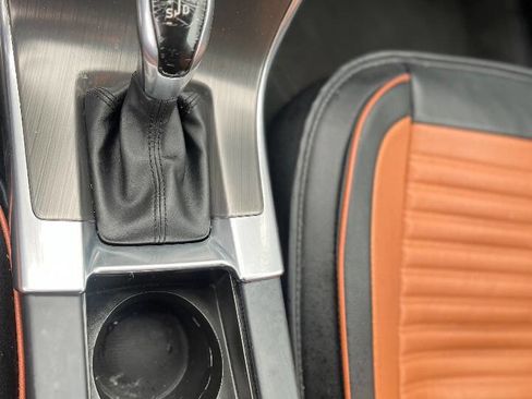 Used 2016 Volvo XC60 T5 Premier w/ Proximity Package image 15