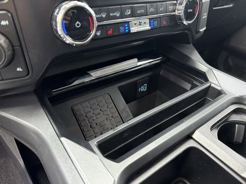 Used 2024 Ford F250 Lariat w/ Chrome Package AWD/4WD image 15