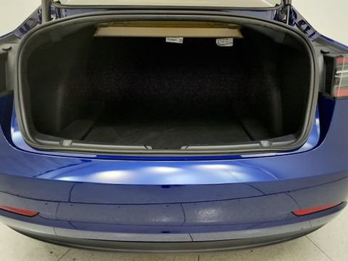 Used 2023 Tesla Model 3 Standard Range RWD image 27