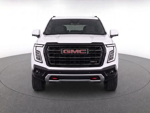 Used 2025 GMC Yukon AT4 Ultimate AWD/4WD image 5
