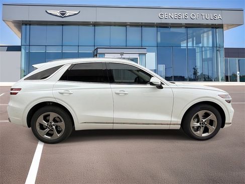 New 2026 Genesis GV70 2.5T Advanced image 9