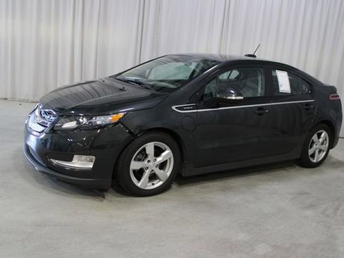Used 2015 Chevrolet Volt FWD image 24