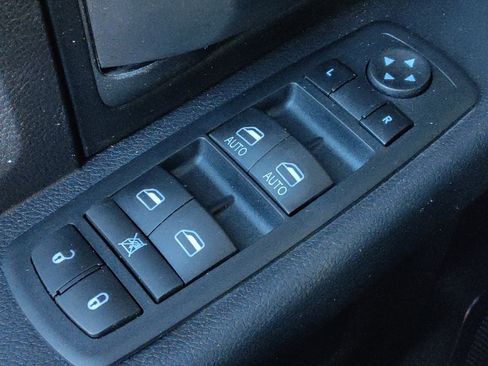 Used 2015 RAM 1500 Tradesman w/ Popular Equipment Group AWD/4WD image 27