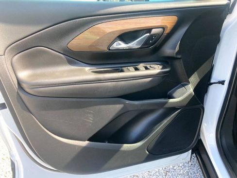Used 2018 GMC Terrain SLE FWD image 11