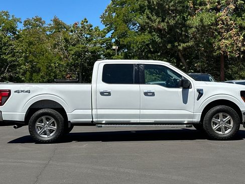 Used 2025 Ford F150 XLT w/ Equipment Group 301A Standard AWD/4WD image 3