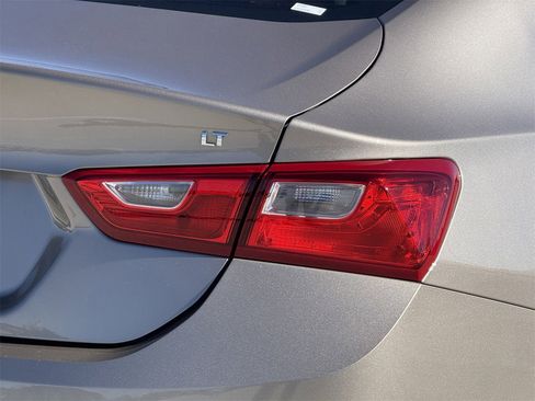 Certified 2025 Chevrolet Malibu LT image 7