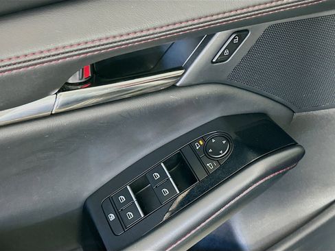 Used 2024 MAZDA MAZDA3 s image 15