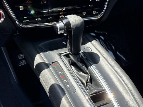 Used 2021 Honda HR-V EX image 23