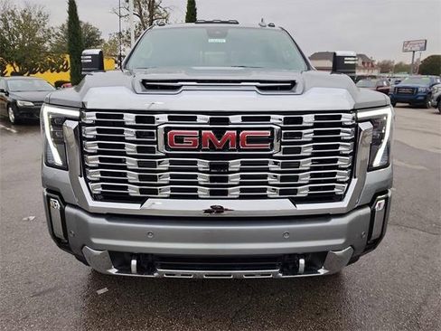 New 2026 GMC Sierra 3500 Denali w/ Denali Reserve Package image 11