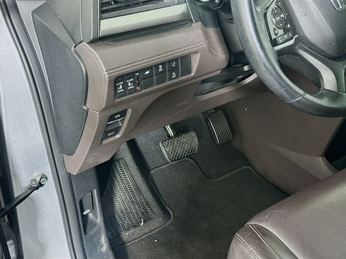 Used 2019 Honda Odyssey EX-L image 16