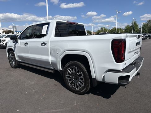 Used 2026 GMC Sierra 1500 Denali Ultimate AWD/4WD image 8