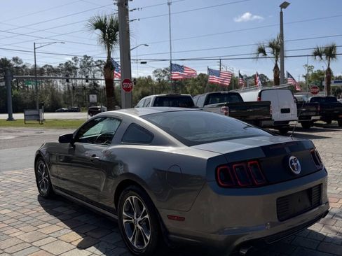 Used 2013 Ford Mustang Coupe w/ V6 Performance Pkg image 8