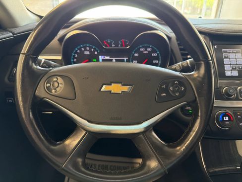 Used 2020 Chevrolet Impala LT FWD image 32