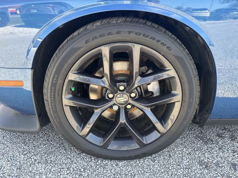 Used 2022 Dodge Challenger R/T w/ Blacktop Package image 10