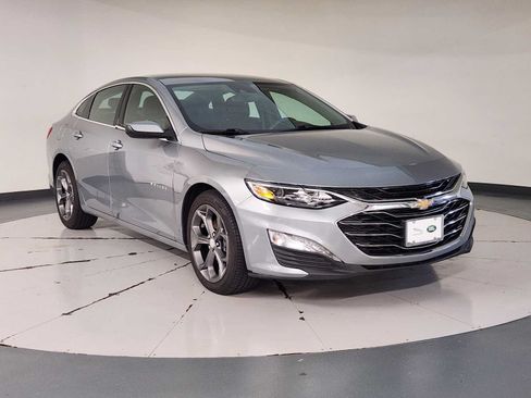 Used 2023 Chevrolet Malibu LT FWD image 7
